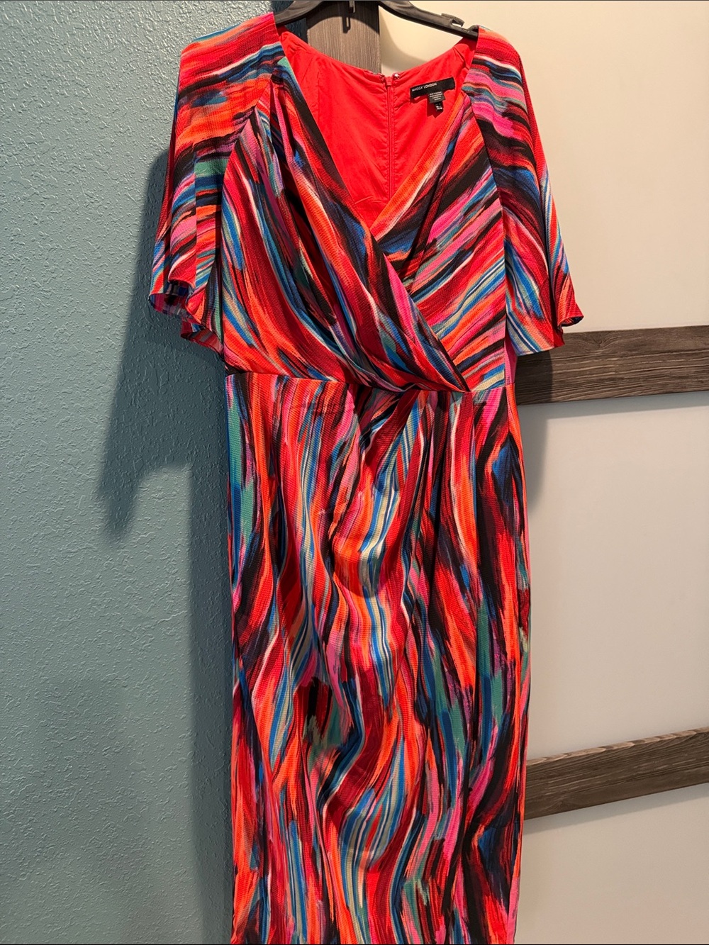 Maggy London Multicolor V‑Neck Dress in Bold Red, Blue, Pink, Black